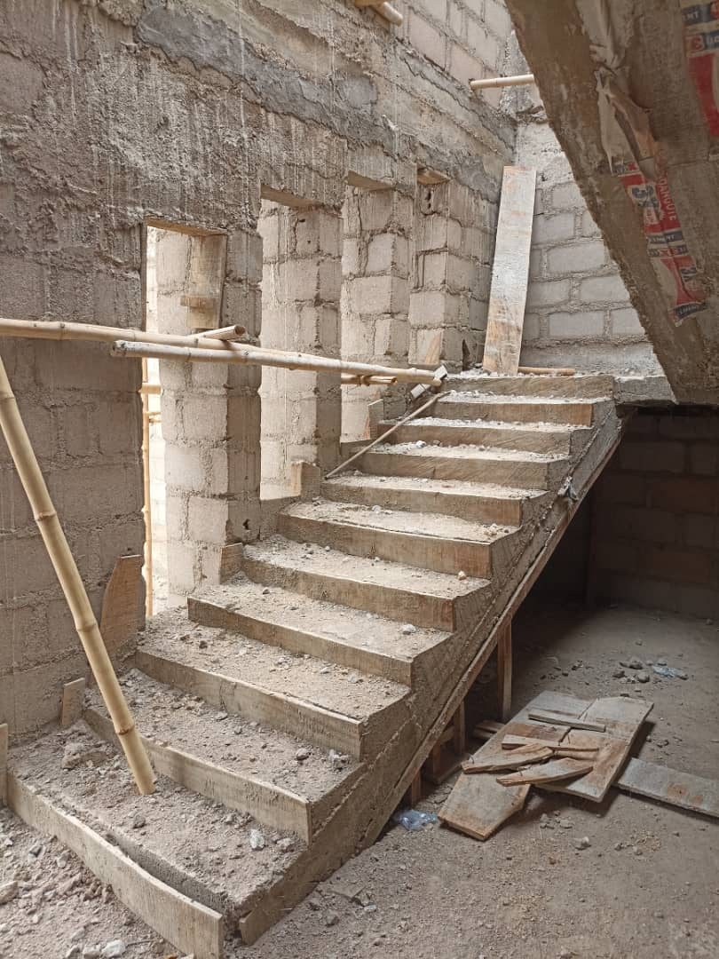 Concrete Staircase & Internal Structure